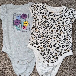 Garanimals Short Sleeve One-Piece Bodysuits - Gray Floral & Leopard Print